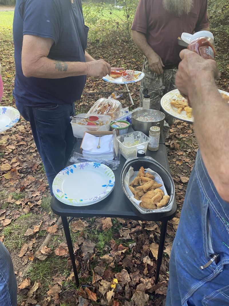 f2021-10-11_TN,Copperhill,CherokeeNationalForest,Fried-Fish-and-Chicken