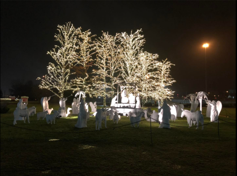 _OprylandHotel-Outdoor-Lights_MangerScene
