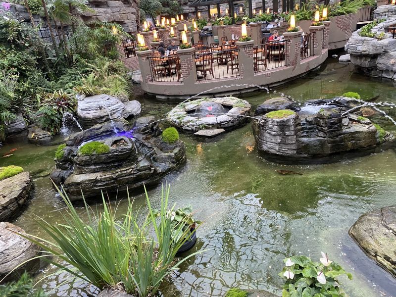 _OprylandHotel_CascadesWaterPond