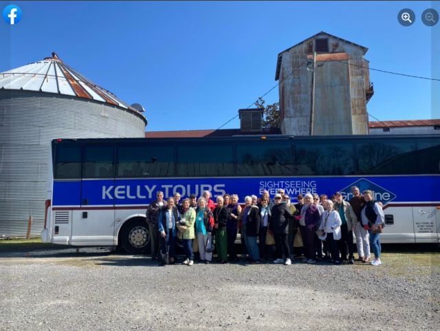 _2022-02-28_LANewIberia,302AnnSt_KonrikoCoRiceMill_KellyTourBus-and-Group