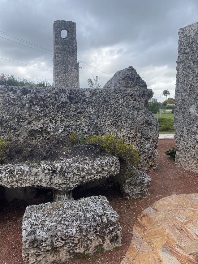 _2022-03-10_FLHomestead,28655S-DixieHwy,CoralCastle_NorthStar-coral-tower