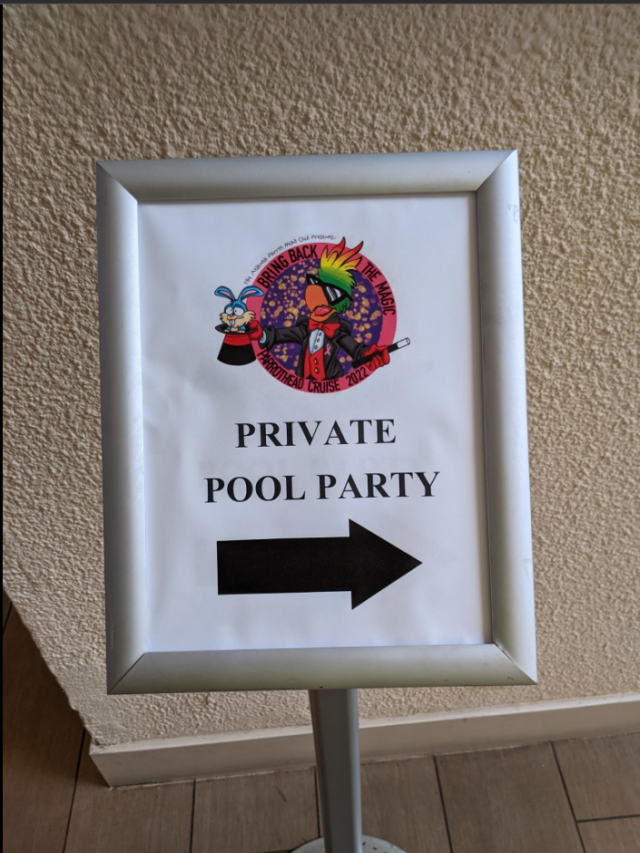 _2022-03-11_FLMiami,Hilton-Blue-Lagoon_Private-Pool-Party-Sign