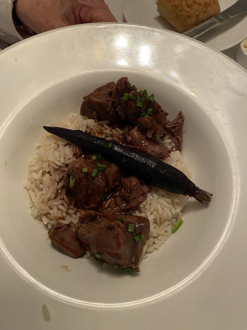 f2022-11-28_MississippiRiver_American-Queen_Beef-Tips-and-Rice