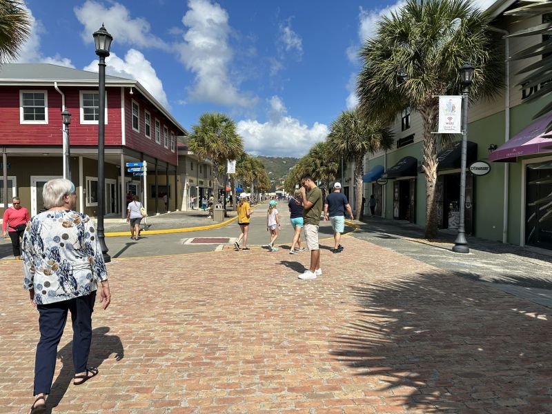 BVI,Tortola-Port-shops