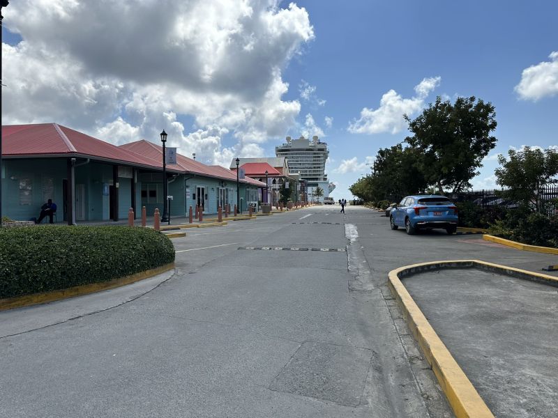 BVI,Tortola-Port-shops4