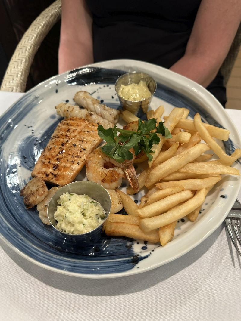 NorweiganEscape_dinner-Fish-and-fries