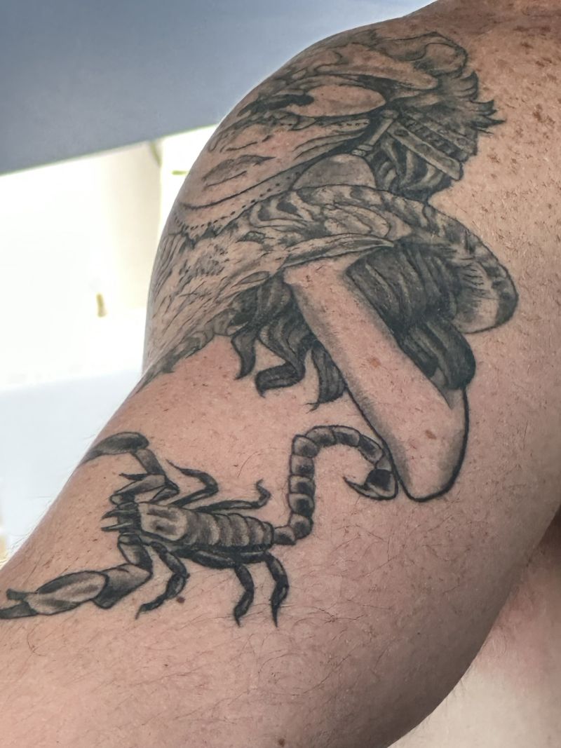 Tattoo(LeftArm-Scorpion)