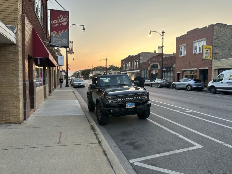 ILChi,AlbanyPark_Bronco