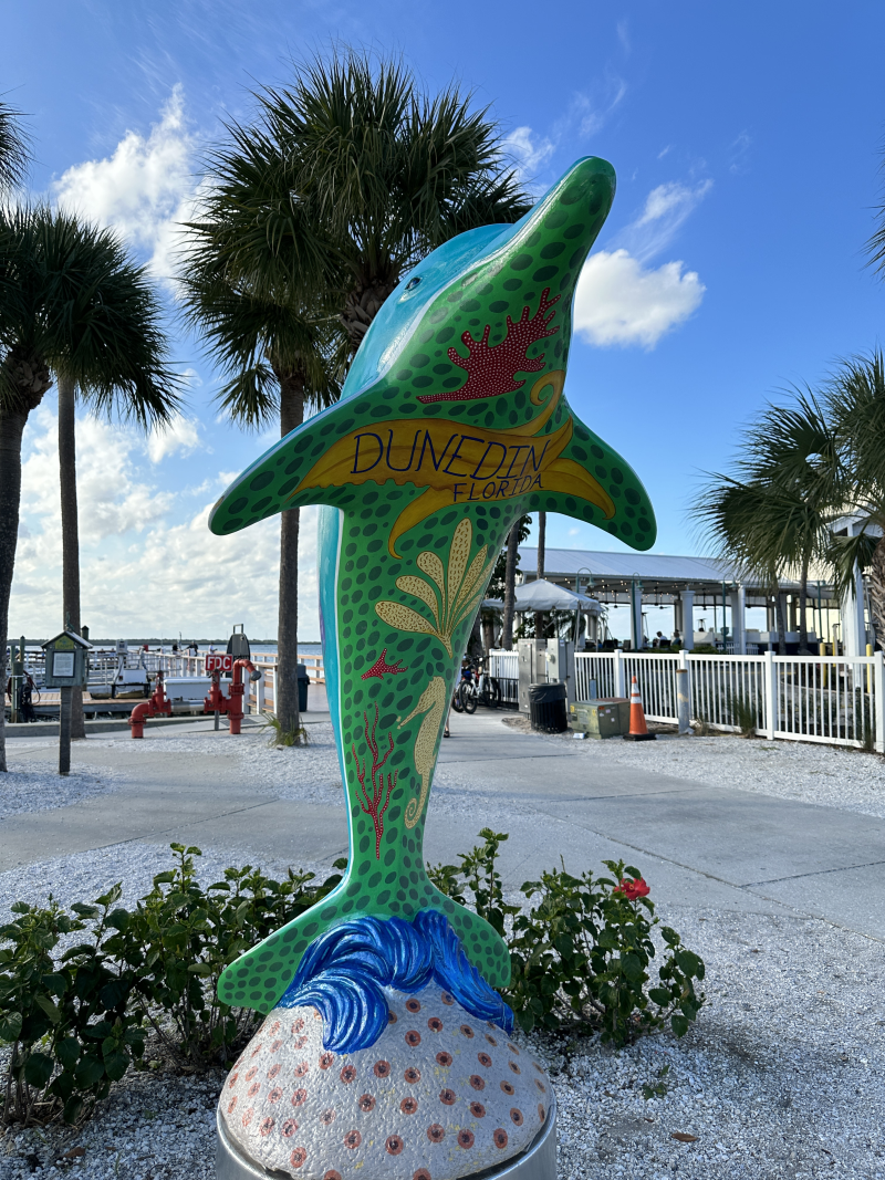 FLDunedin,Dolphin-statue