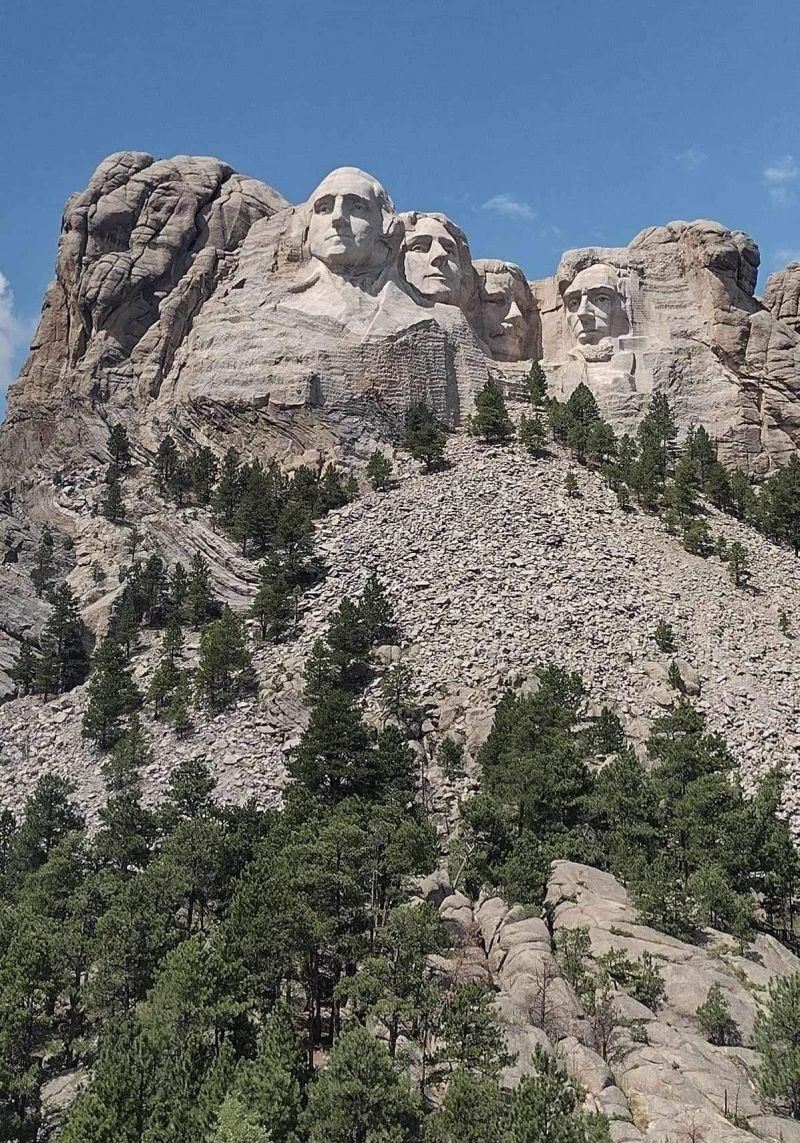 SDKeystone,MtRushmore_RockFace