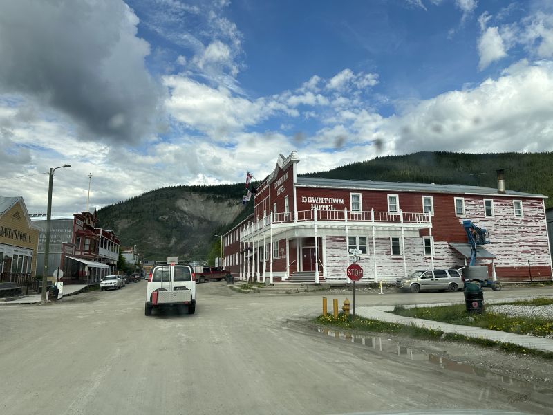 BCDawsonCity4-DowntownHotel