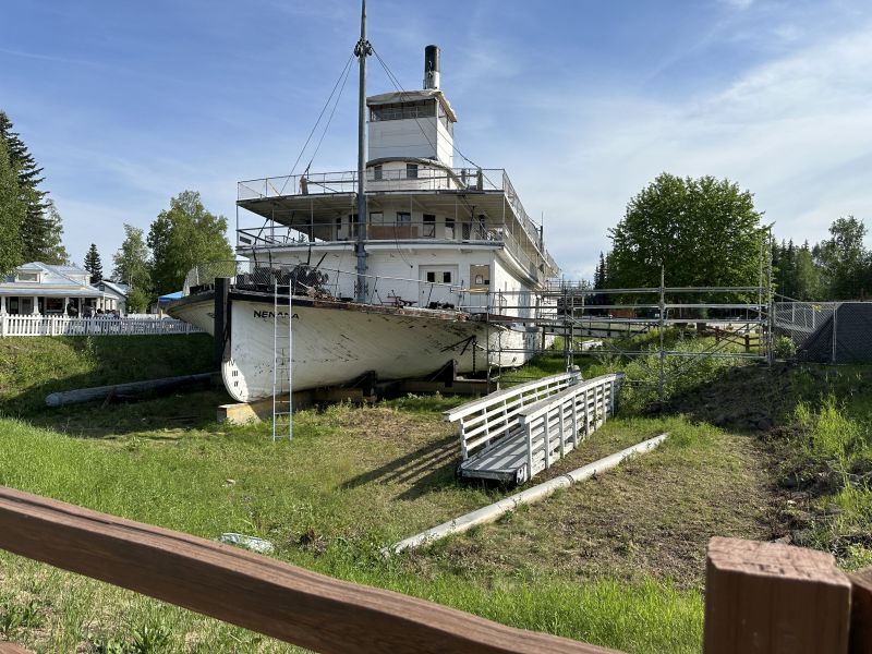 AKFairbanks-PioneerPark--paddlewheeler