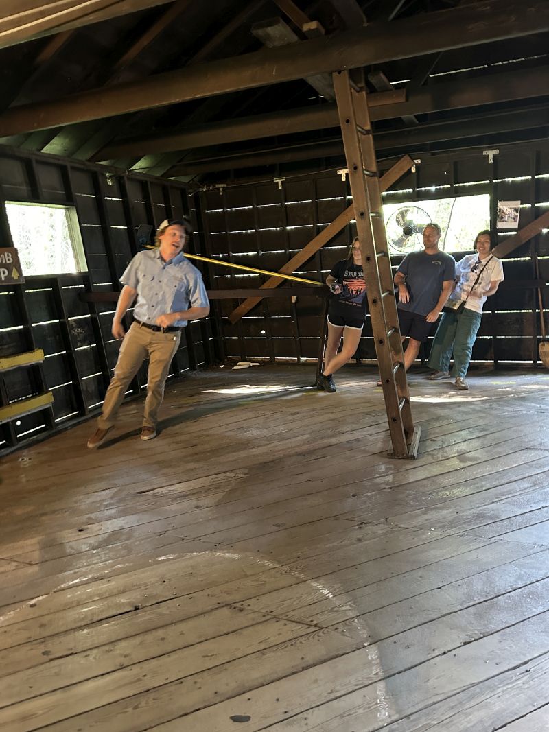 MTColumbiaFalls,Montana-House-where-gravity-is-strong