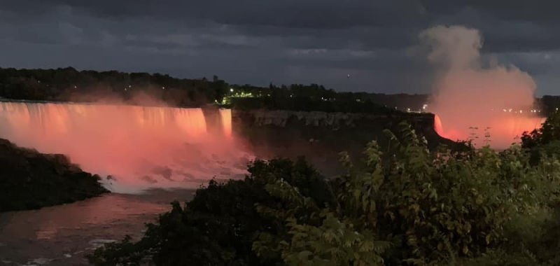 2024-09-09_ONNiagaraFalls,Night-Lights-on-Falls