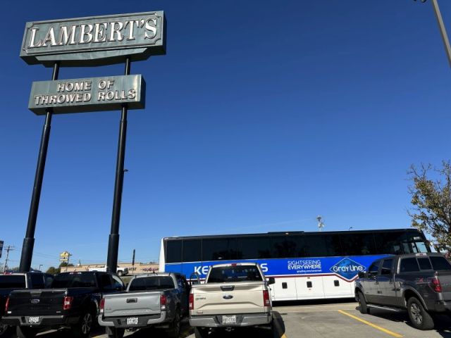 2024-11-19_MOOzark,LambertsRestaurant_OutsideSign