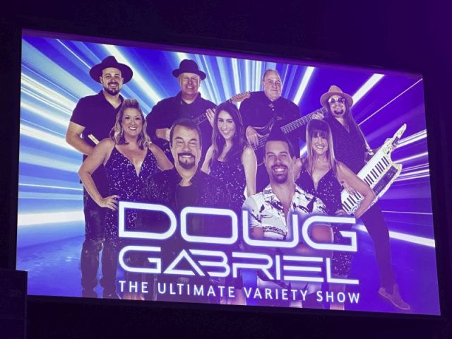 2024-11-20_MOBranson_Gabriel,Doug_StageCurtain