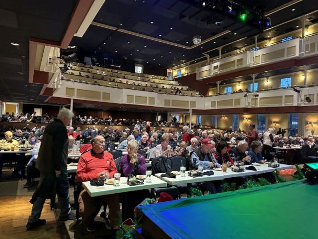 2024-11-21_MOBranson,Showboat_audience