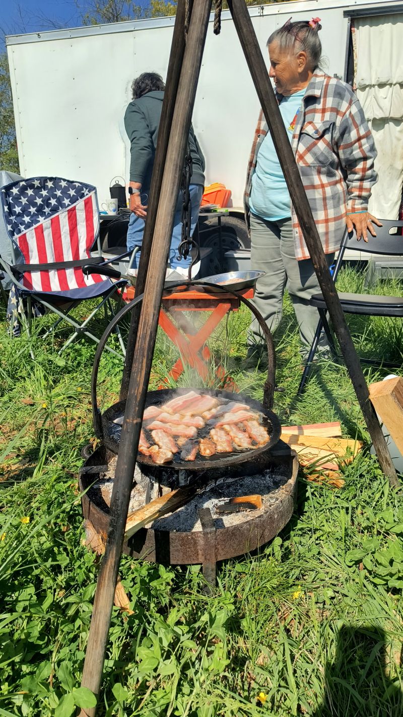2025-04-12_ALStevenson,VandwellerCamping_Skillet-bacon