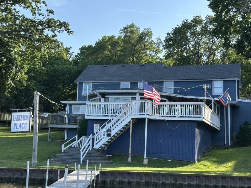 2025-06-21_ILChain-O-Lakes-State-Park_Lakeview-Place