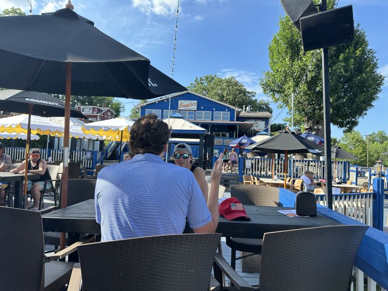 2025-06-28_ILFoxLake_Freddy'sBar_