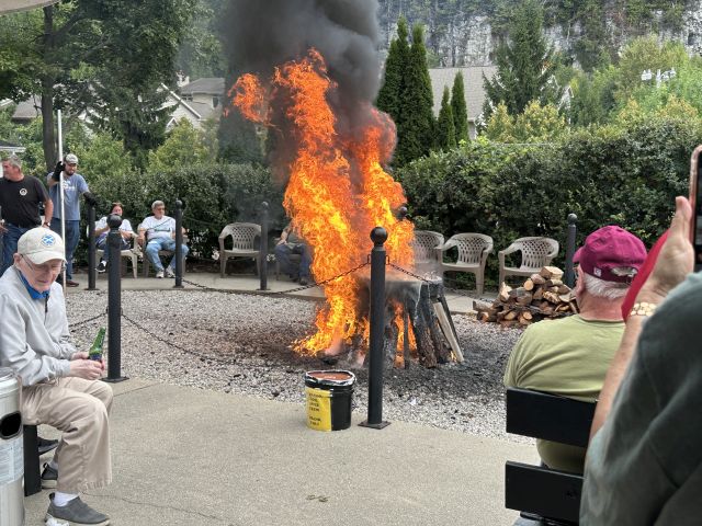 2025-09-10_WISturgeonBay_Pelletier'sFishBoil