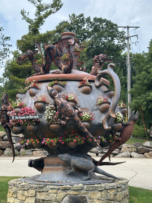 2025-09-12_WI_House-on-the-Rocks