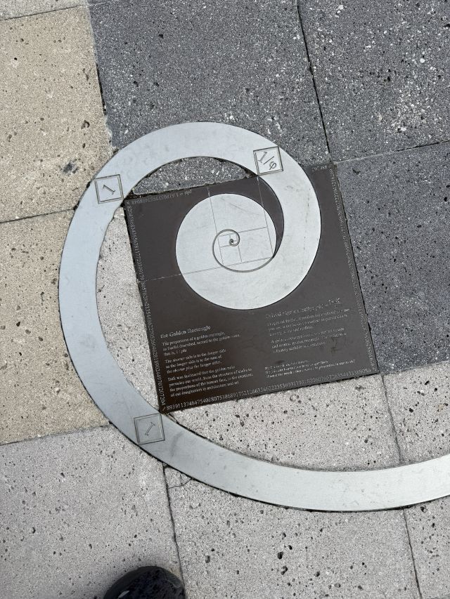 2026-01-13_FLStPetersburg,DaliMuseum-Outside-Sidewalk_FibonacciSequence