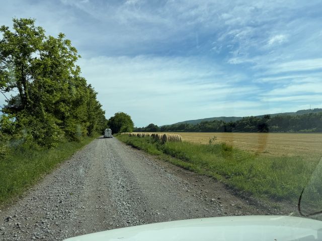 2026-04-19_ALStephenson,RaccoonCreek_gravel-road